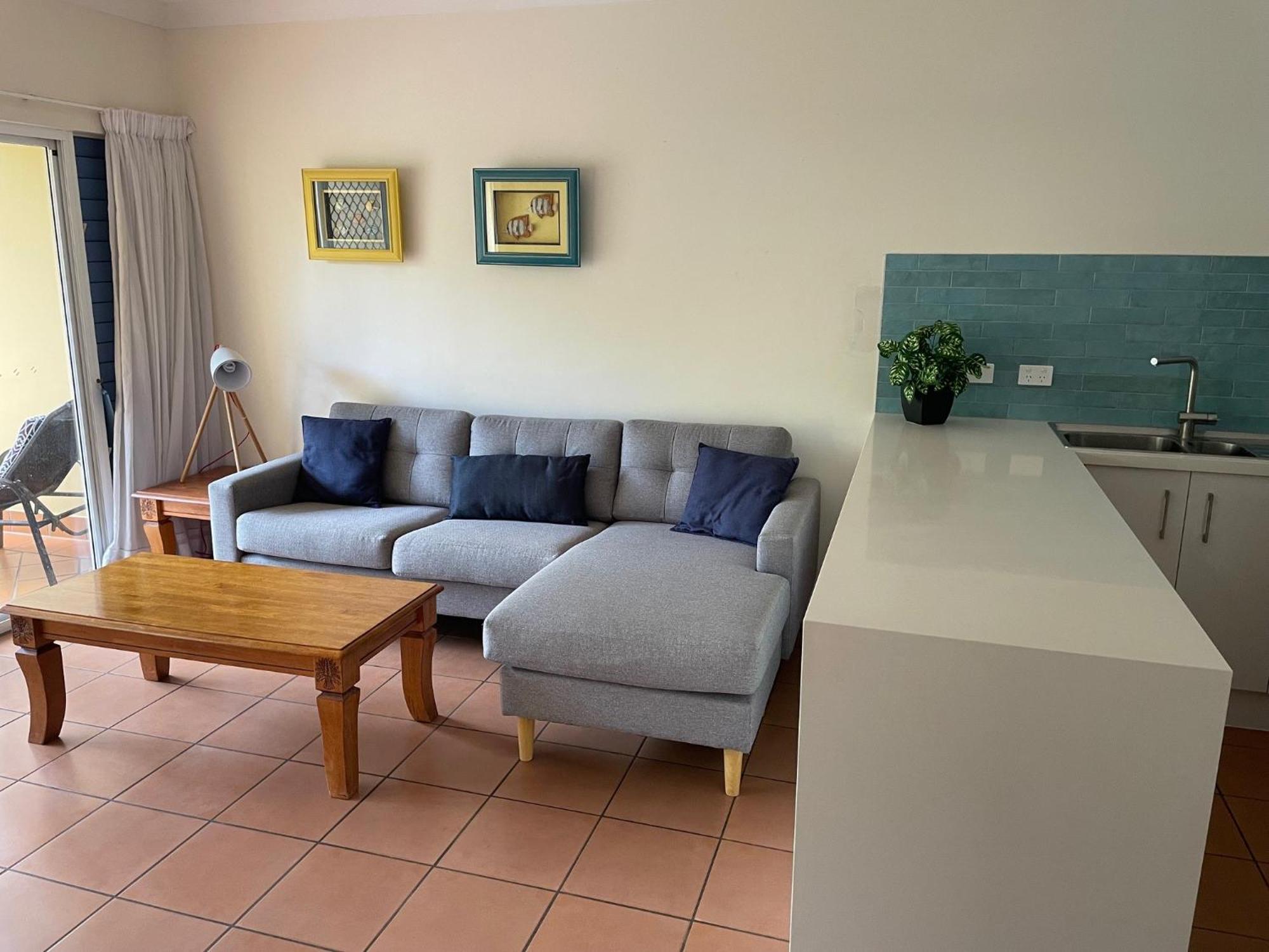 The York Beachfront Holiday Apartments Yorkeys Knob Экстерьер фото