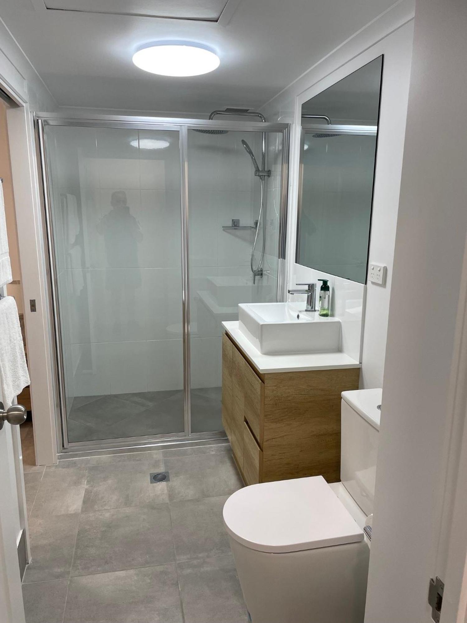 The York Beachfront Holiday Apartments Yorkeys Knob Экстерьер фото