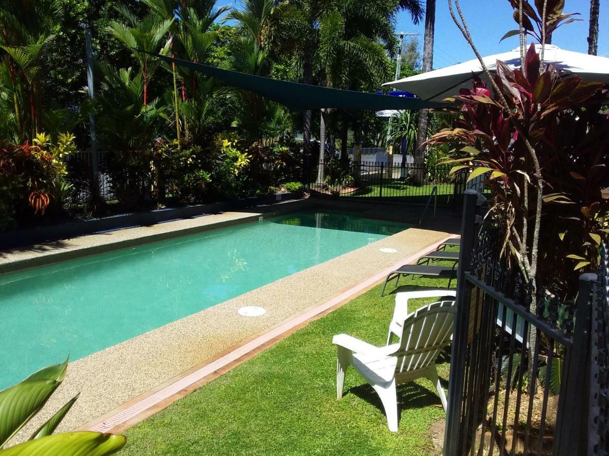 The York Beachfront Holiday Apartments Yorkeys Knob Экстерьер фото