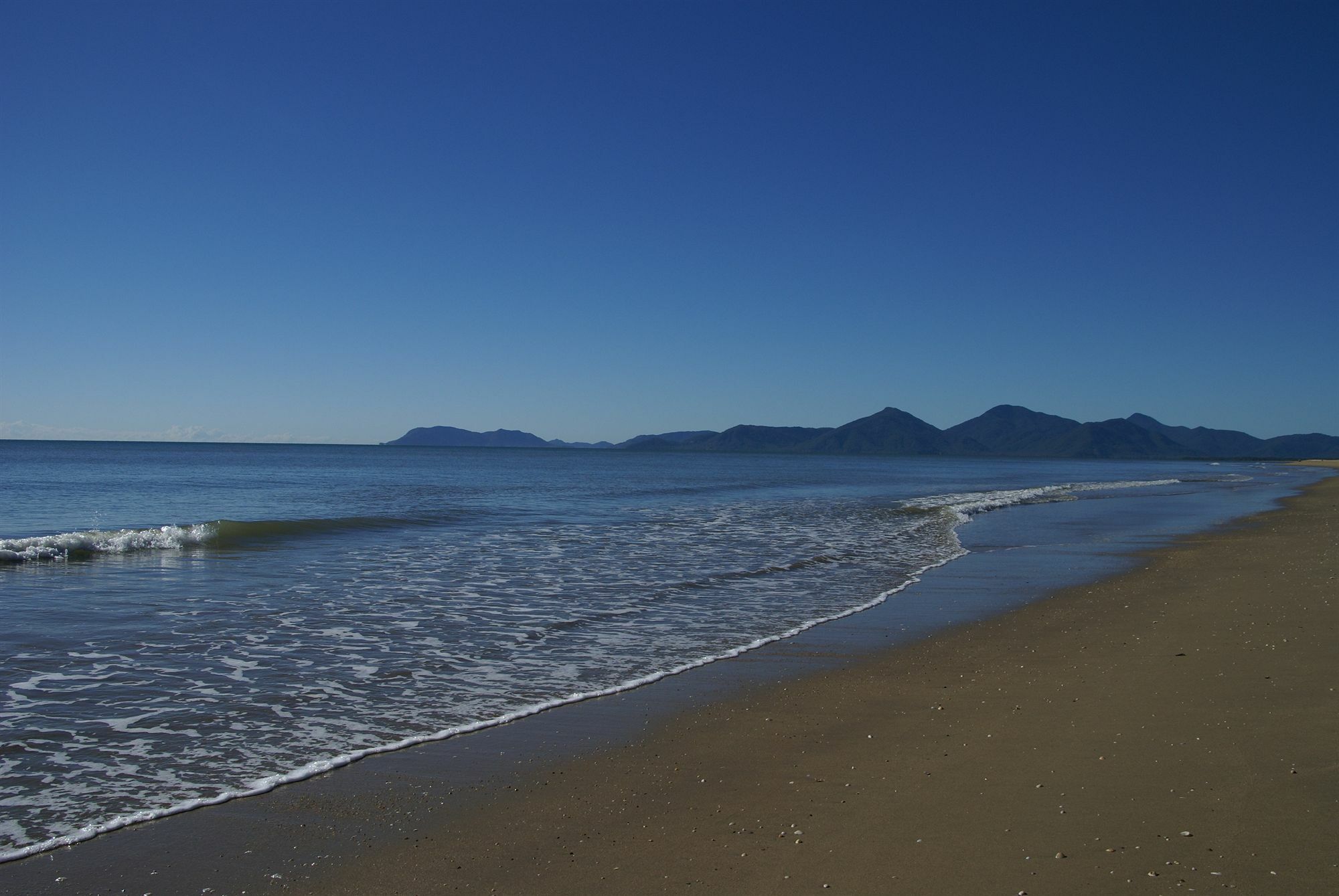 The York Beachfront Holiday Apartments Yorkeys Knob Экстерьер фото